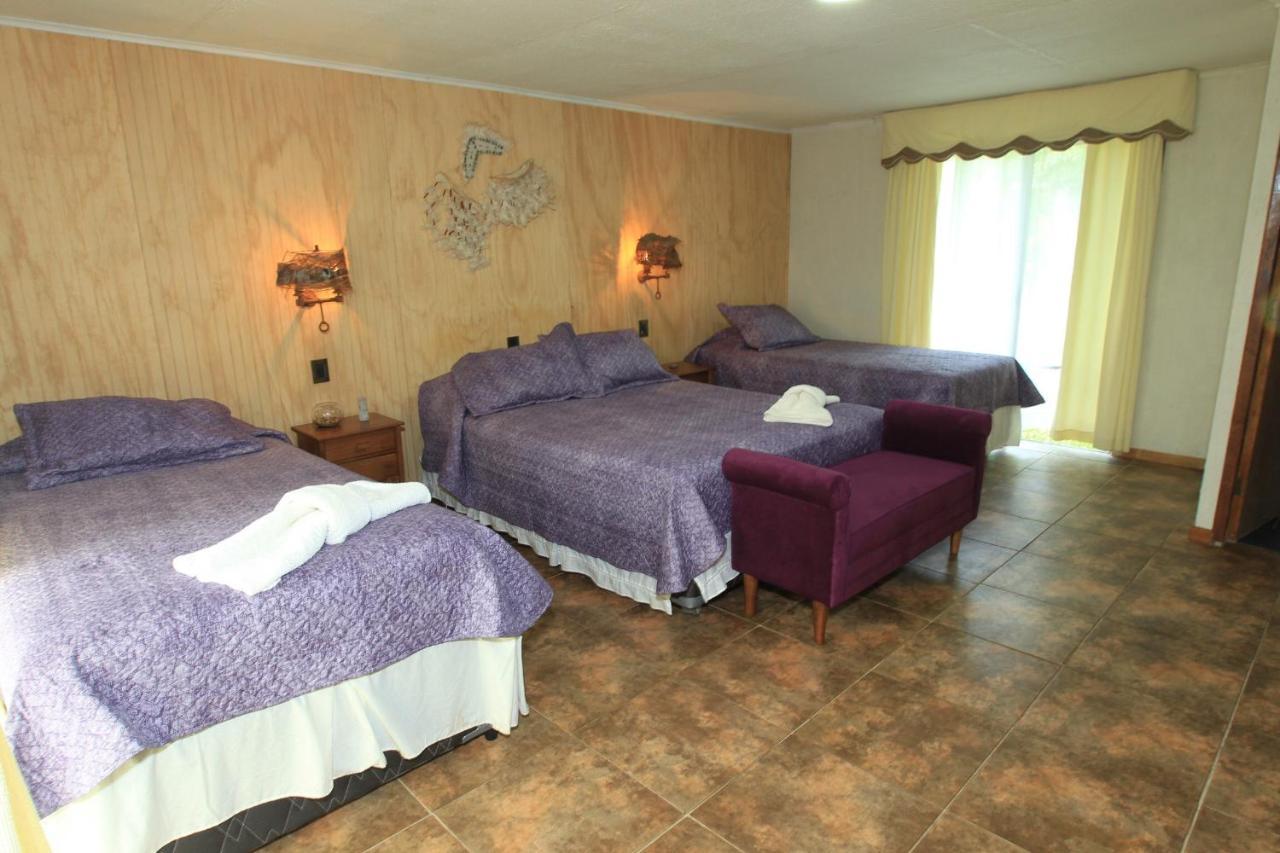 Hare Pakoba Guest House Hanga Roa Dış mekan fotoğraf