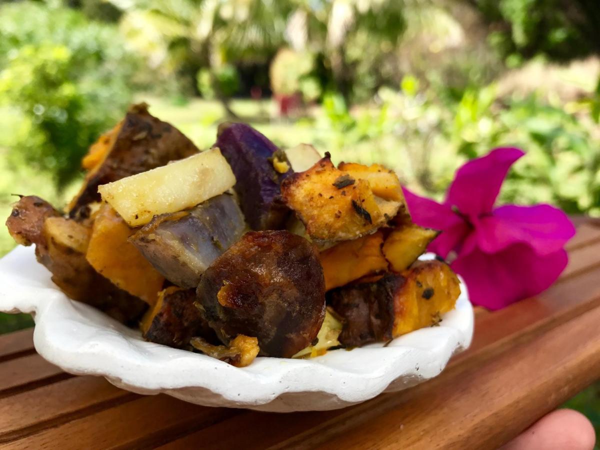 Hare Pakoba Guest House Hanga Roa Dış mekan fotoğraf